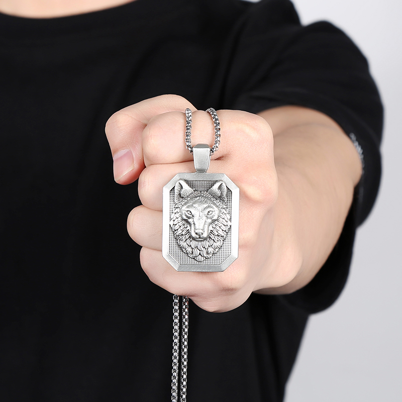 EVBEA Wolf Animal Pendant Necklace
