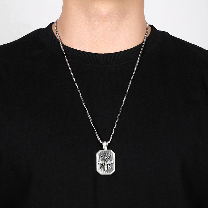 EVBEA Bee Animal Pendant Necklace