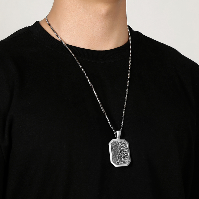 EVBEA Tree of Life Necklace