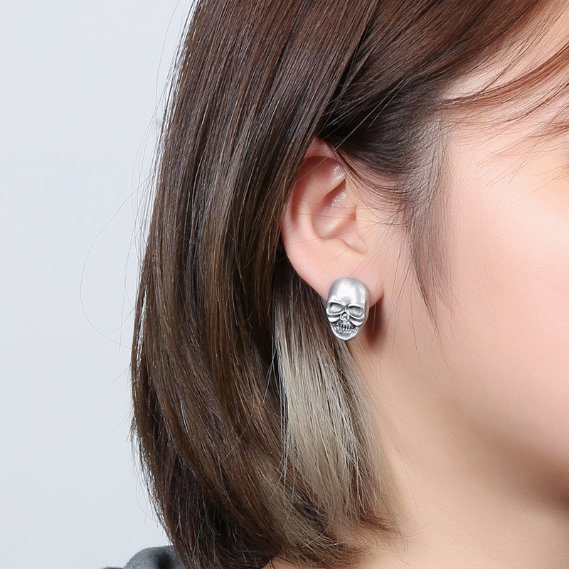 Kind Skull Earrings