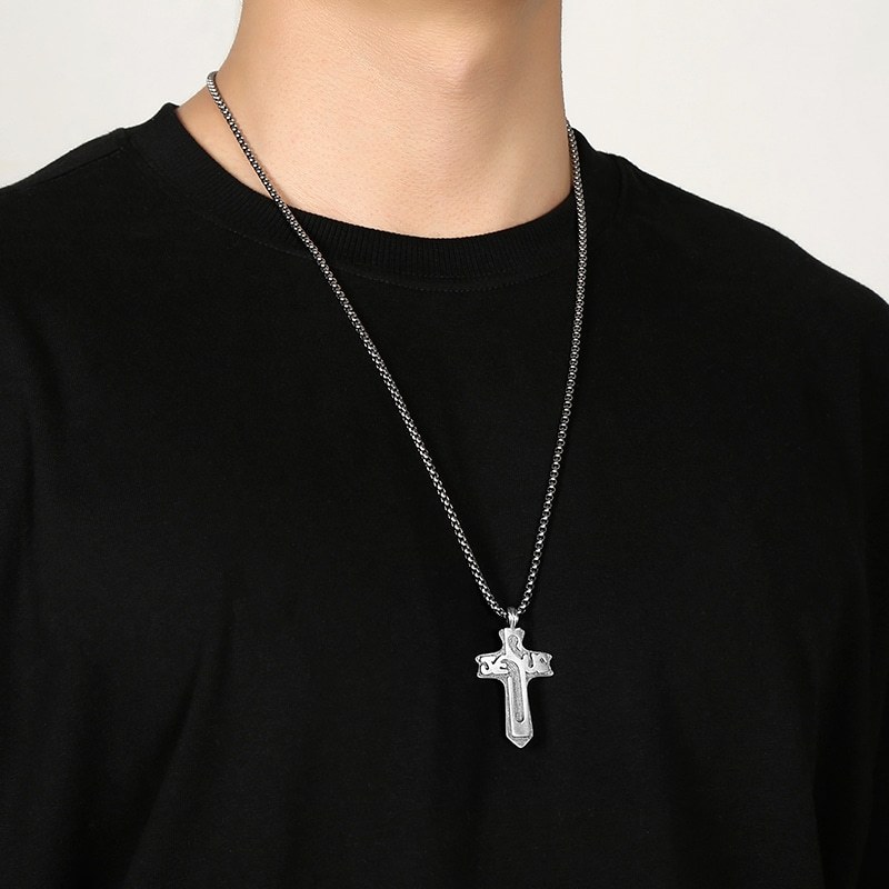 EVBEA Cross Pendant Necklace