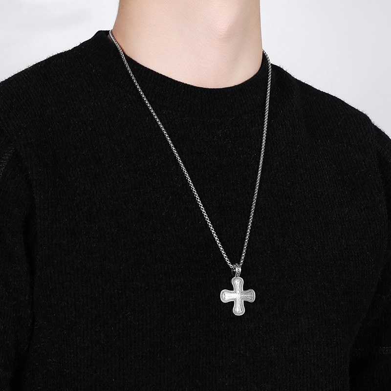 EVBEA Cross Pendant Necklace