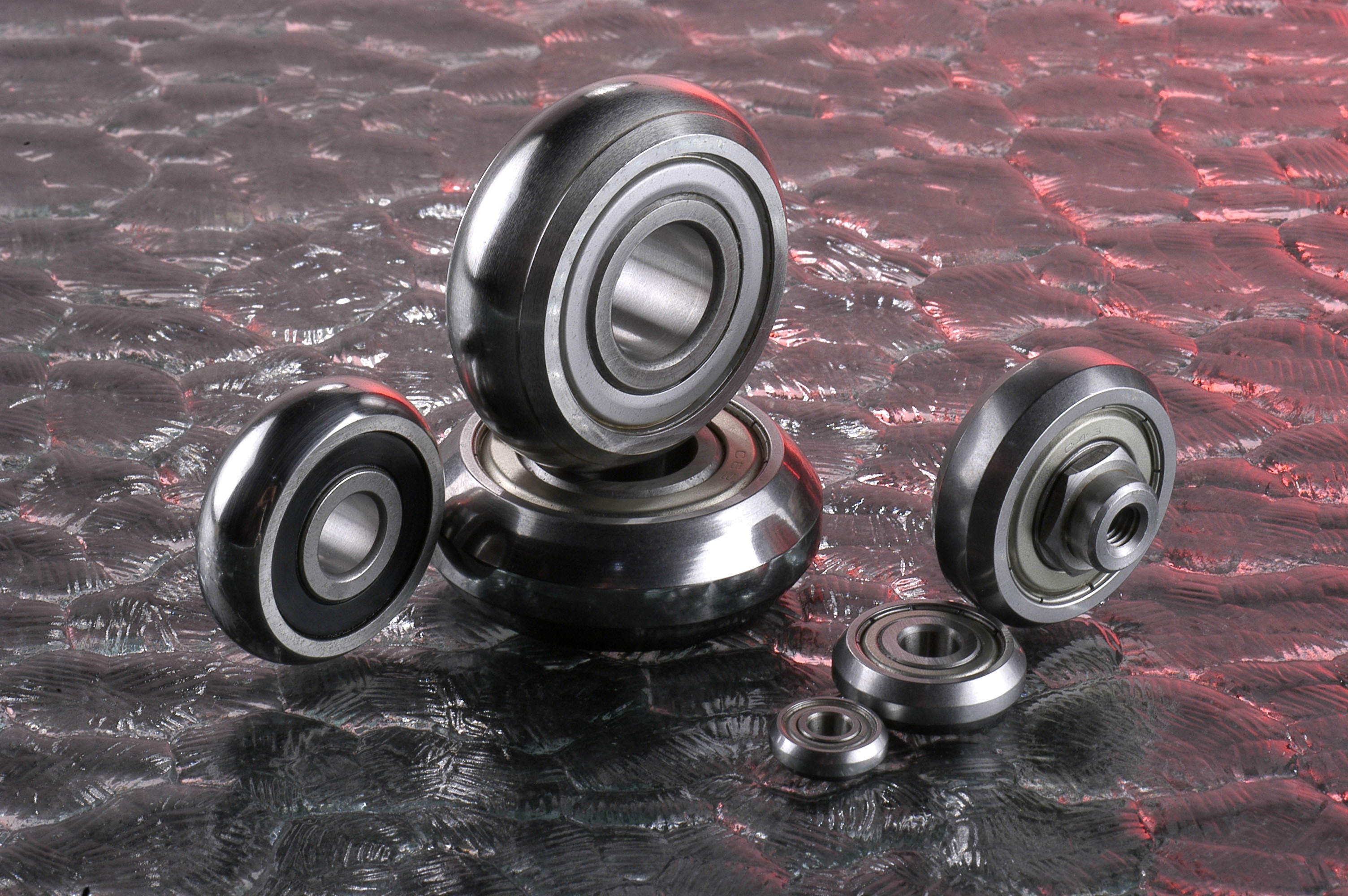 CRA63 -Track roller with spherical profile