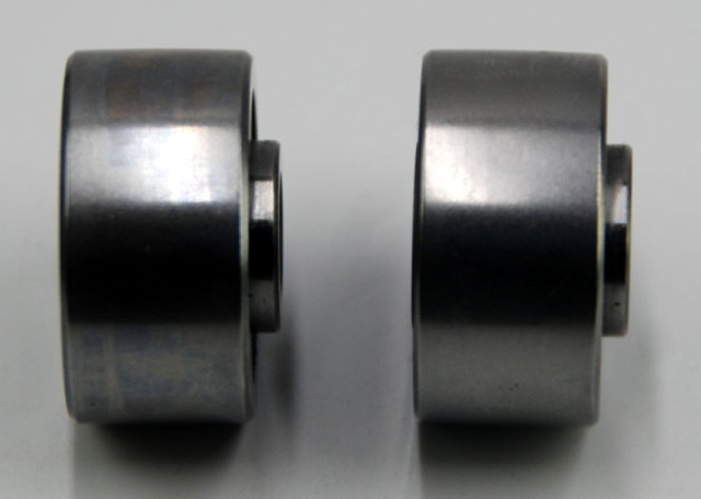 REU43G -フラットガイドレール用トラックローラー