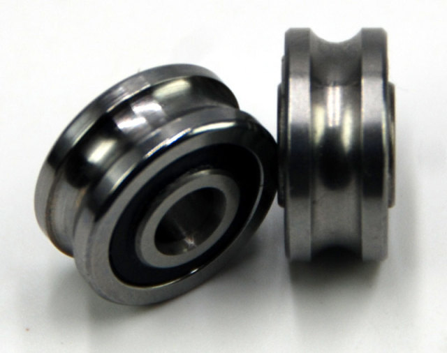 LFR50/5-4 - 带哥特式拱形沟槽的滚轮，4