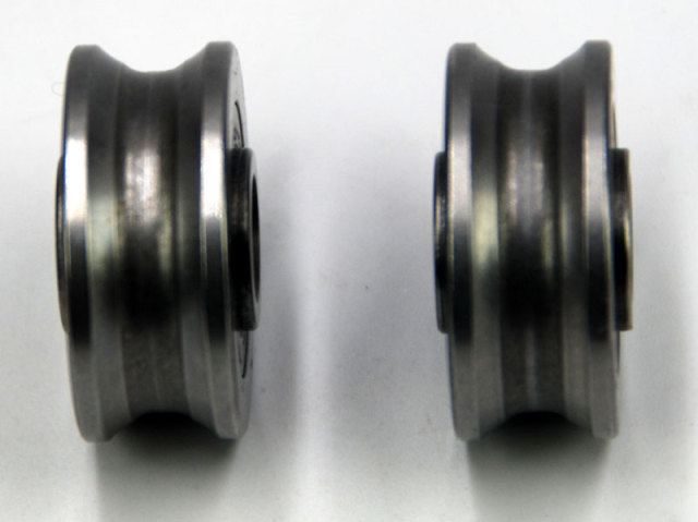 LFR30/8-10 Rodillos-guía con ranura en arco gótico para 10