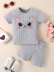 Grey Children's Short - sleeved T - shirt and Shorts Set with Cartoon Cat Pattern