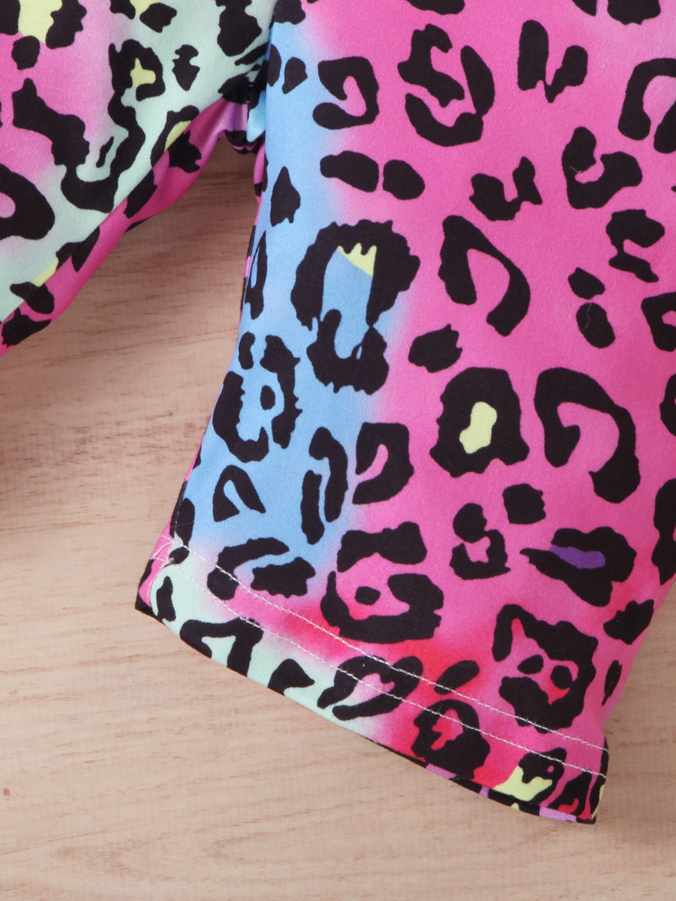 Pink T - Shirt and Colorful Leopard - Print Shorts, Trendy Girls' Two - Piece Set