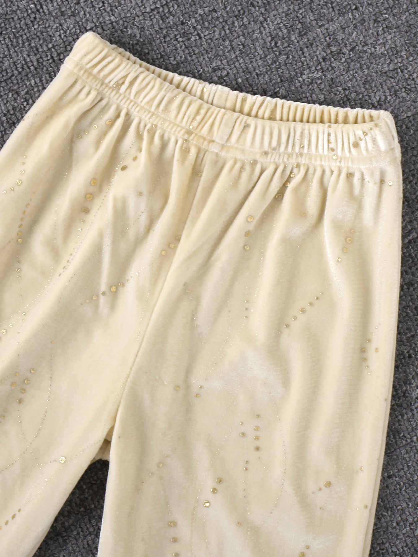 Girls' Light Gold Sequin Velvet Set: Hooded Top + Cuffed Pants, Gentle & Shiny～