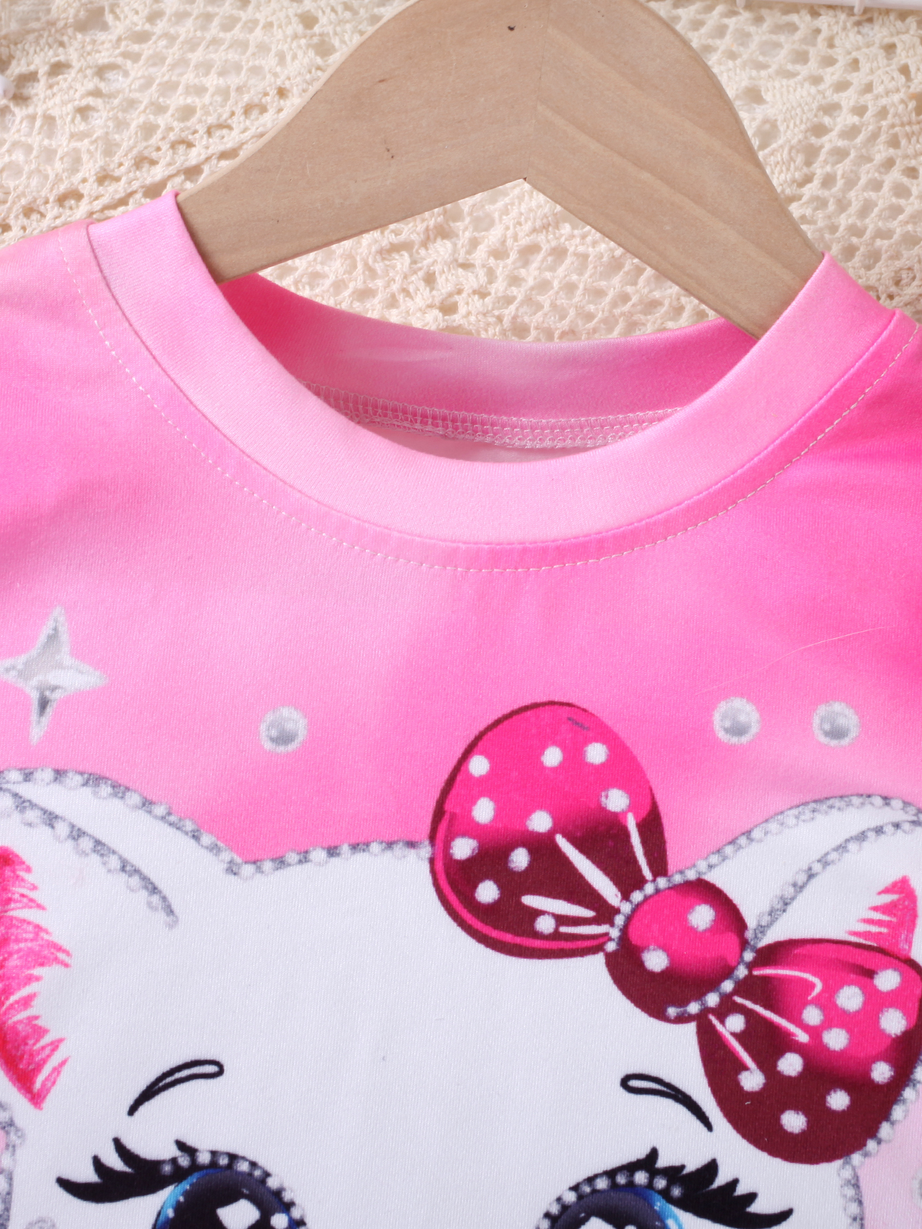 Girls' Pink Gradient Cat - Printed Short - Sleeve & Denim - Style Bow Skirt Set 突出童趣风格版
