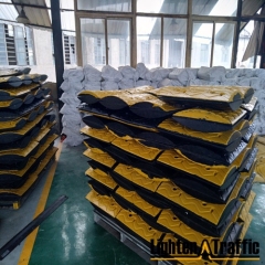 High load capacity Durable rubber Speed Bump Speed Breaker rubber speed hump