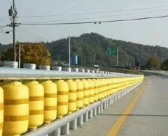 Traffic Safety Eva PU Buckets Rolling Anti Crash Guardrail Road Roller Barrier