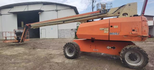 2017 JLG860SJ