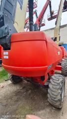 2017 JLG 660SJ