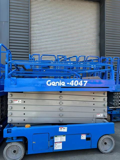 Genie  4047