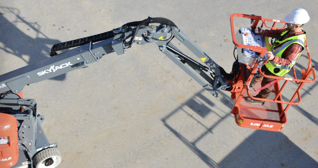 Skyjack SJ45AJ+  Curved arm type aerial work platform