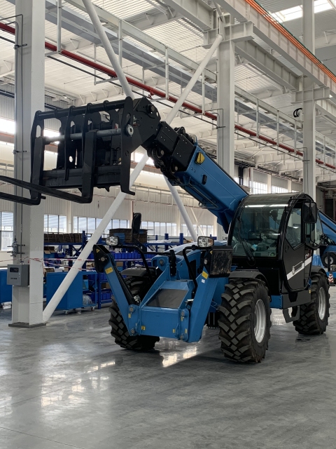 SINOBOOM  |TH50-18R Rotary multifunction Telescopic arm fork loading car  | Efficient Solution for sale