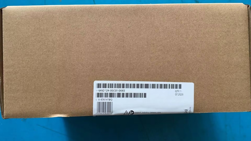6AV2124-0GC01-0AX0 SIEMENS SIMATIC HMI TP700 Comfort