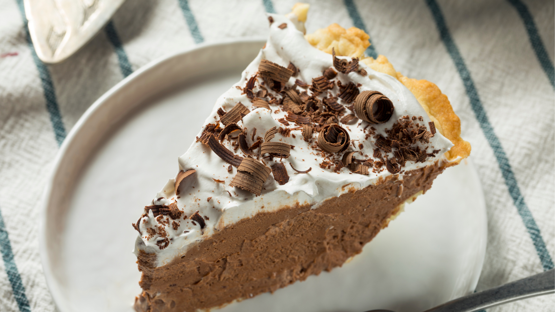 Hazelnut Chocolate Silk Pie