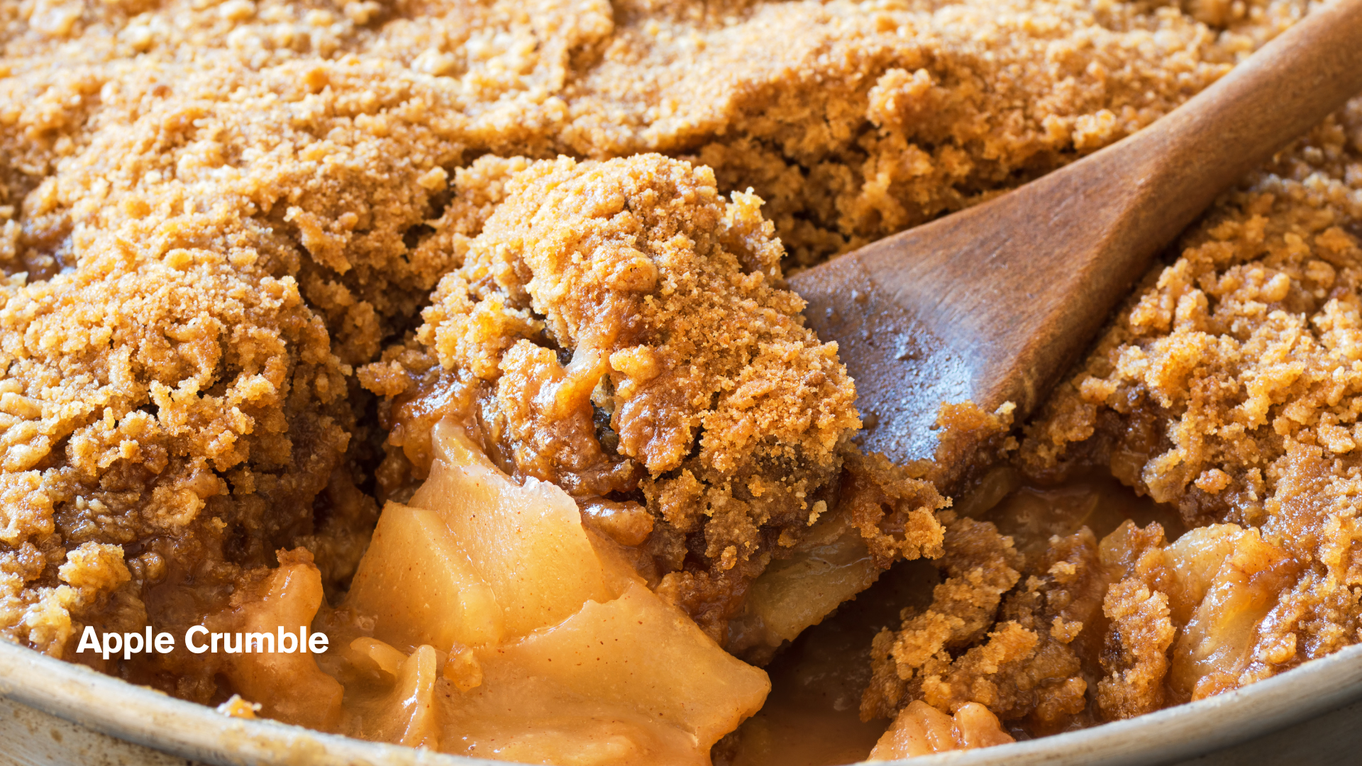 Apple Crumble with Whipped Cream