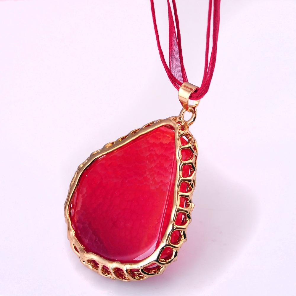 Natural Agate Wrapped Gold Pendant Necklace for Women and Men Jewelry