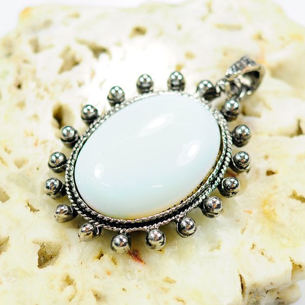 Fashion Oval Agate Bead Charm Alloy Pendant