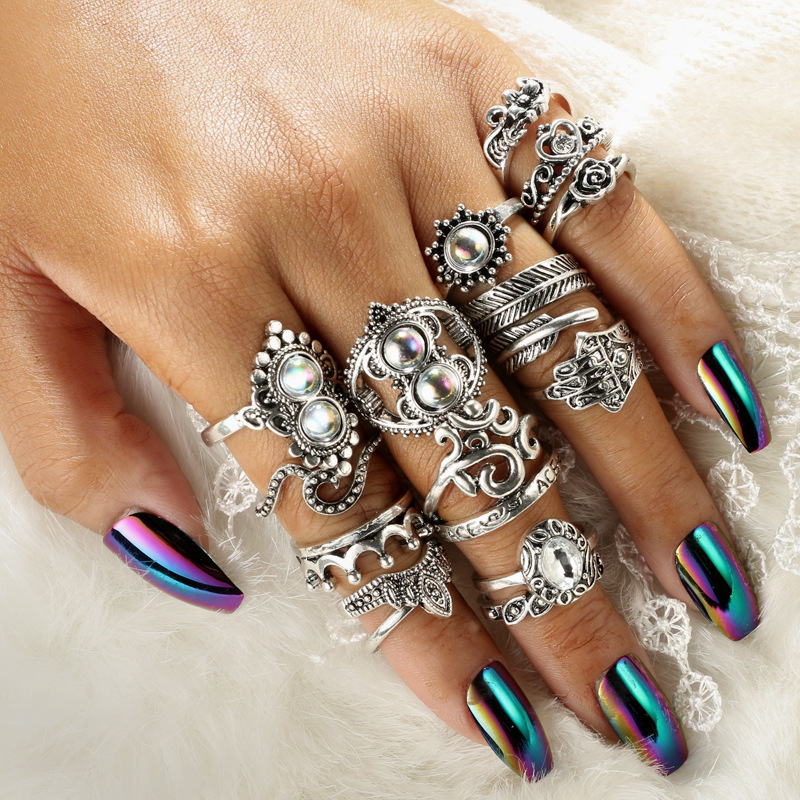 Vintage Knuckle Ring Set for Women Girls Stackable Rings Set Hollow Carved Flowers