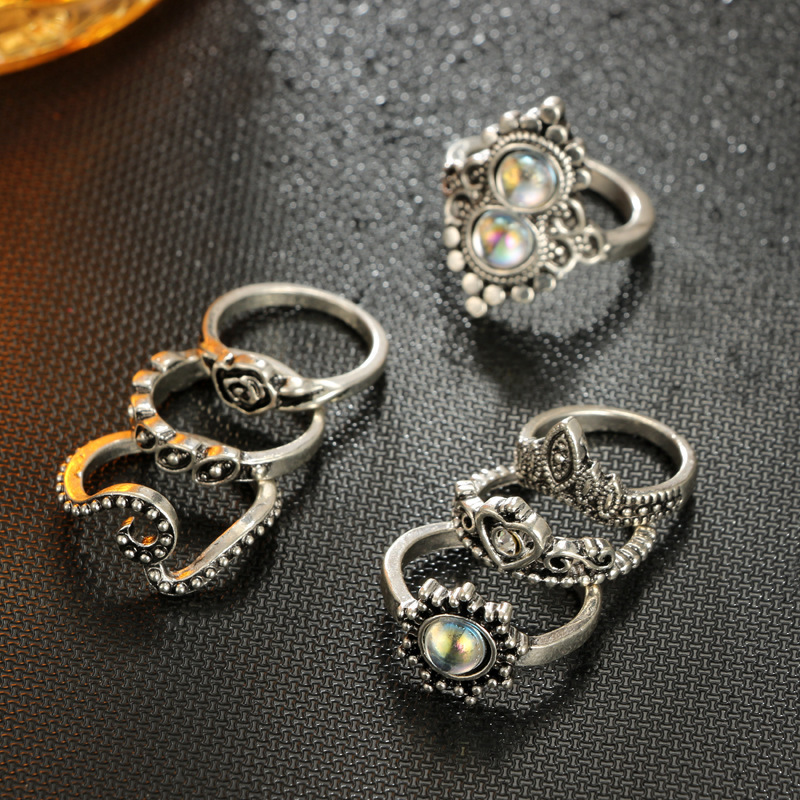 Vintage Knuckle Ring Set for Women Girls Stackable Rings Set Hollow Carved Flowers