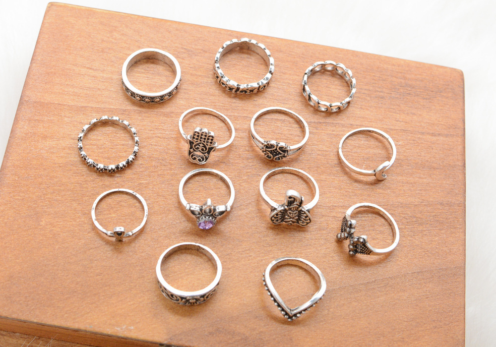 Vintage Knuckle Ring Set for Women Girls Stackable Rings Set Hollow Carved Flowers