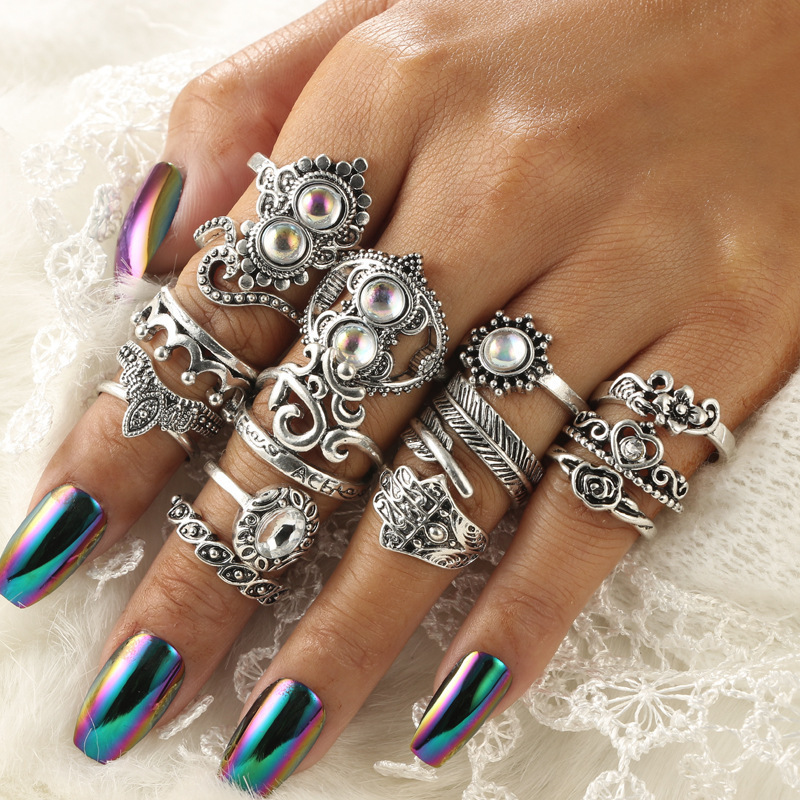 Vintage Knuckle Ring Set for Women Girls Stackable Rings Set Hollow Carved Flowers
