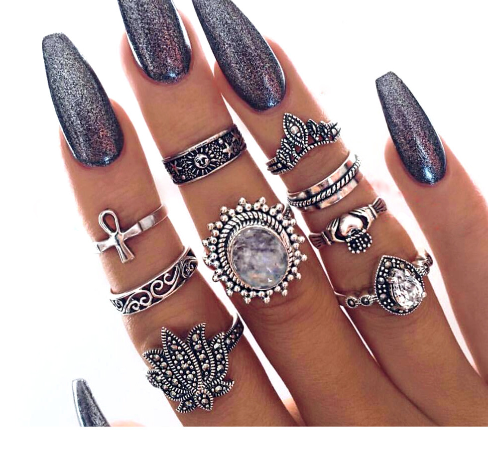 Vintage Knuckle Ring Set for Women Girls Stackable Rings Set Hollow Carved Flowers