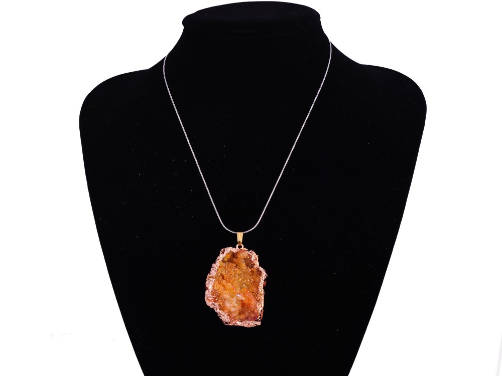 Natural Agate Pendants，Crystal  Slice Freeform Ice Quartz Agate  Necklace