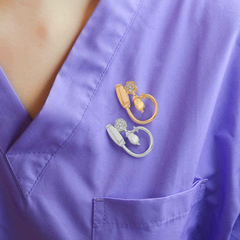 Medical Sphygmomanometer Modeling Brooch Pin for Gynecologist Doctors Nurse Clothes Accessories