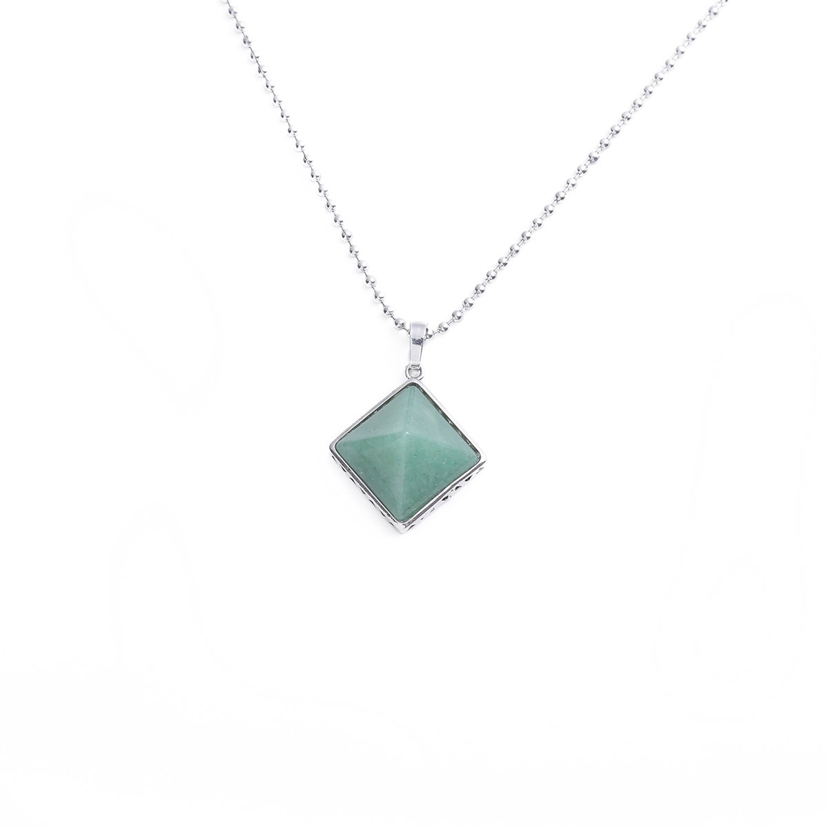 Pyramid Shape Gemstone Pendant Necklace for women Men Powerful Silver Alloy Chakra Healing Pendants choker jewelry