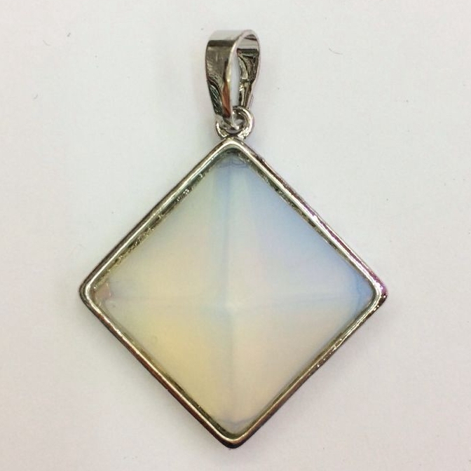 Pyramid Shape Gemstone Pendant Necklace for women Men Powerful Silver Alloy Chakra Healing Pendants choker jewelry