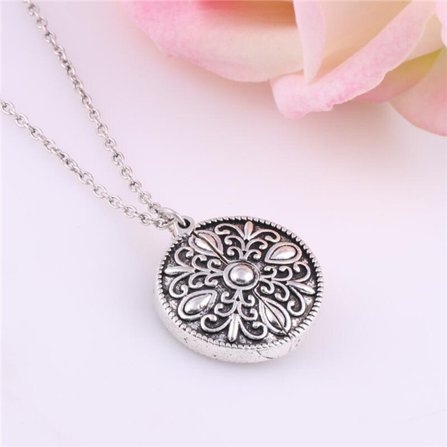 Sunflower Locket Engraved Pendant Necklace You are My Sunshine Lettering Sun Flower Jewelry for Women Men