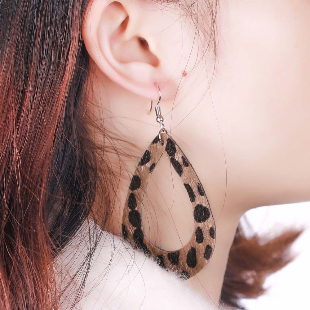 Leopard Print Leather Teardrop Earrings for Women Dangle Leaf Earrings Set for Girls Gifts