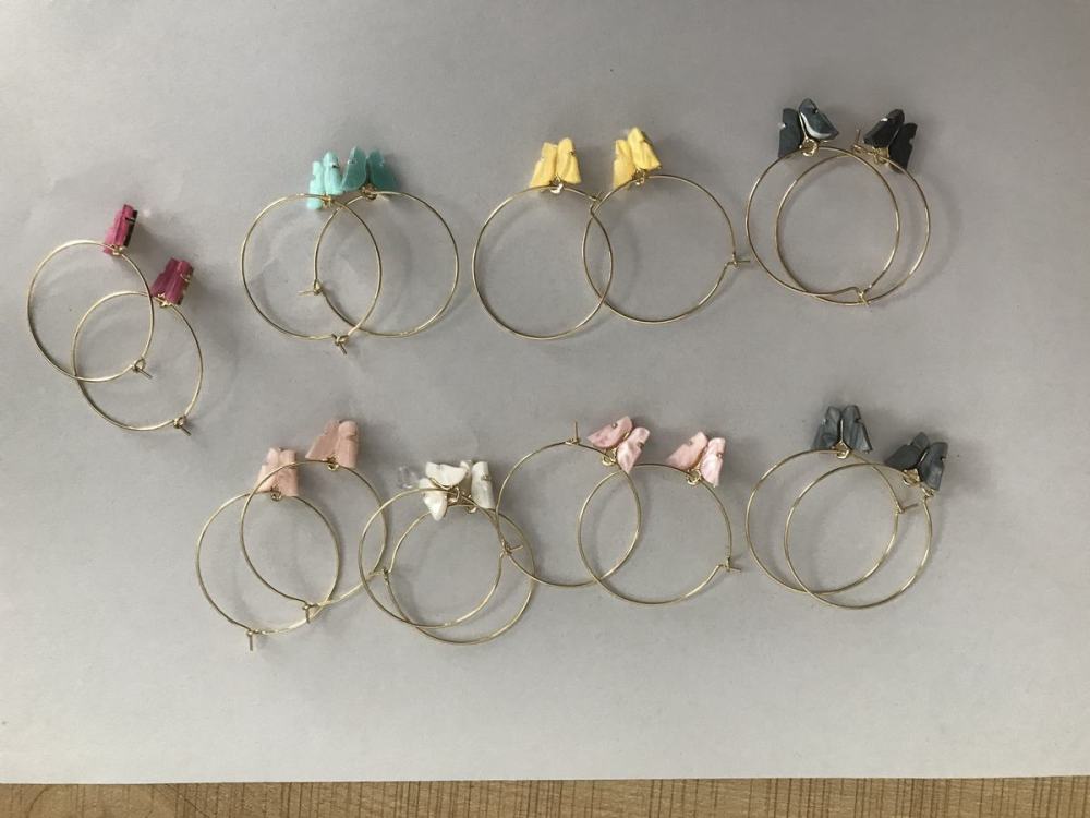 Acrylic Butterfly Hoop Earrings for Women Girls Fasion Vintage 30mm Hoops Piercing Drop Dangle Earring with Gold-plated