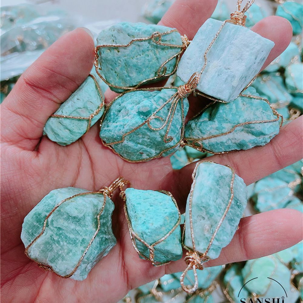 Natural Raw Crystal Pendant Necklace Roungh Tumbled Rock Stone Gemstone Gold Plated Healing Irregular Handmade Jewelry for Women