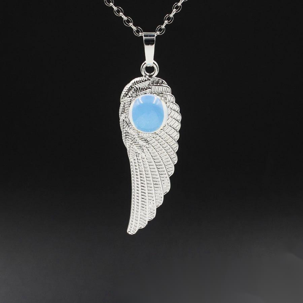 Natural Crystal Quartz Gemstones Chakra Reiki Healing Angel Wings Carved Stone Pendant Necklace