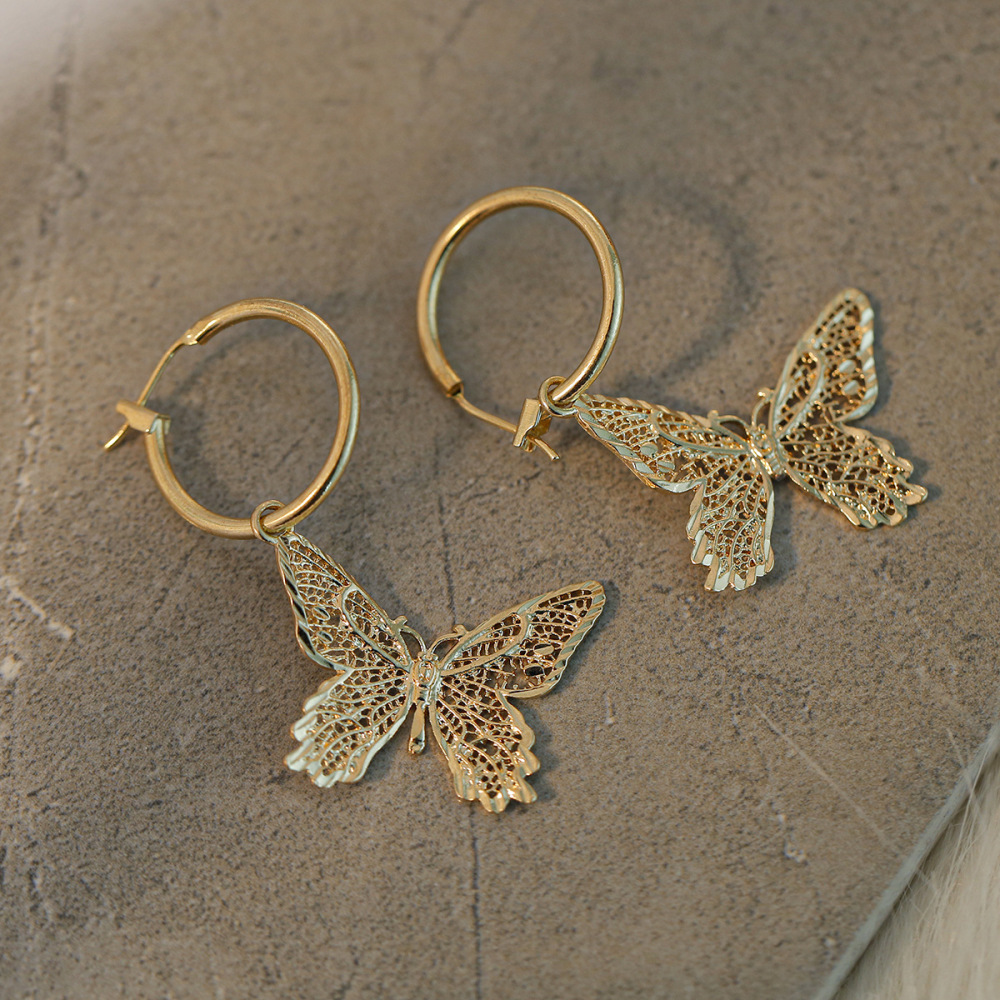 Butterfly Necklace Earrings Set Chain Necklace Charm Huggie Hoop Cute Earrings Dainty Butterfly Jewelry for Women Girls