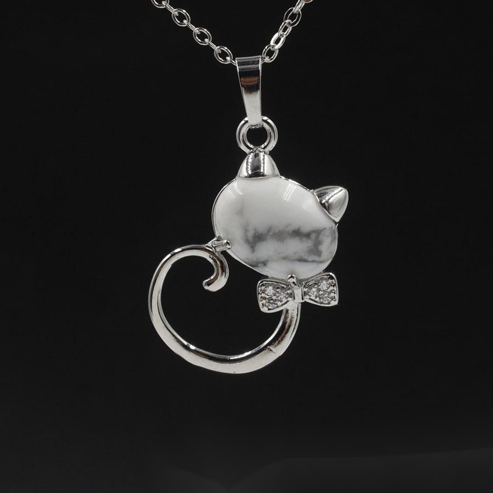 Natural Stone Cute Sweet Cat Pendant Necklace Chakra Cure Quartz Crystal Hello Kitte Cats Jewelry Birthday Gifts for Her/Mum/Wife/Bestfriend
