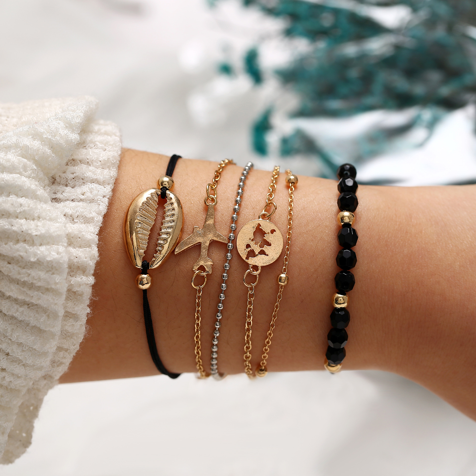 4Pcs/Lot Layered Bracelet Set for Women Multiple Stackable Wrap Bangle