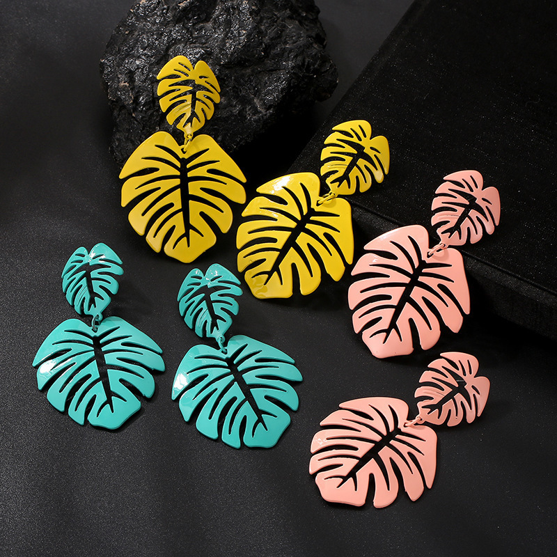 New Fashion Big Leaf Drop Earrings - Vintage Geometric Palm Leaves Green Hollow Jewelry for Women