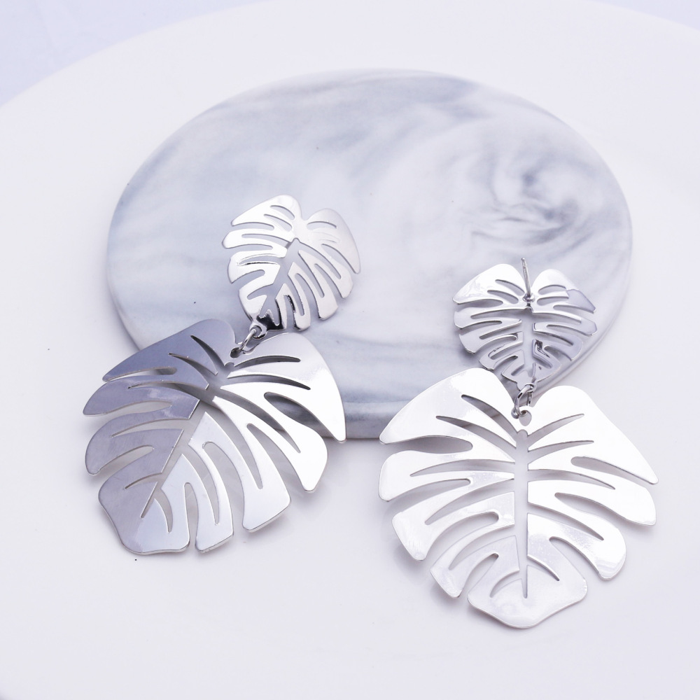 New Fashion Big Leaf Drop Earrings - Vintage Geometric Palm Leaves Green Hollow Jewelry for Women