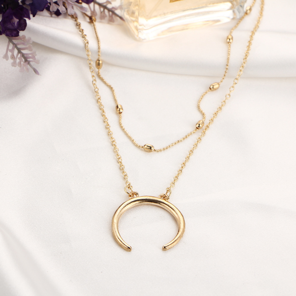Boho Moon Pendant Necklace Silver Satellite Chain Layered Necklaces Choker Horn Crescent Clavicle Chain Necklace Jewelry for Women and Girls
