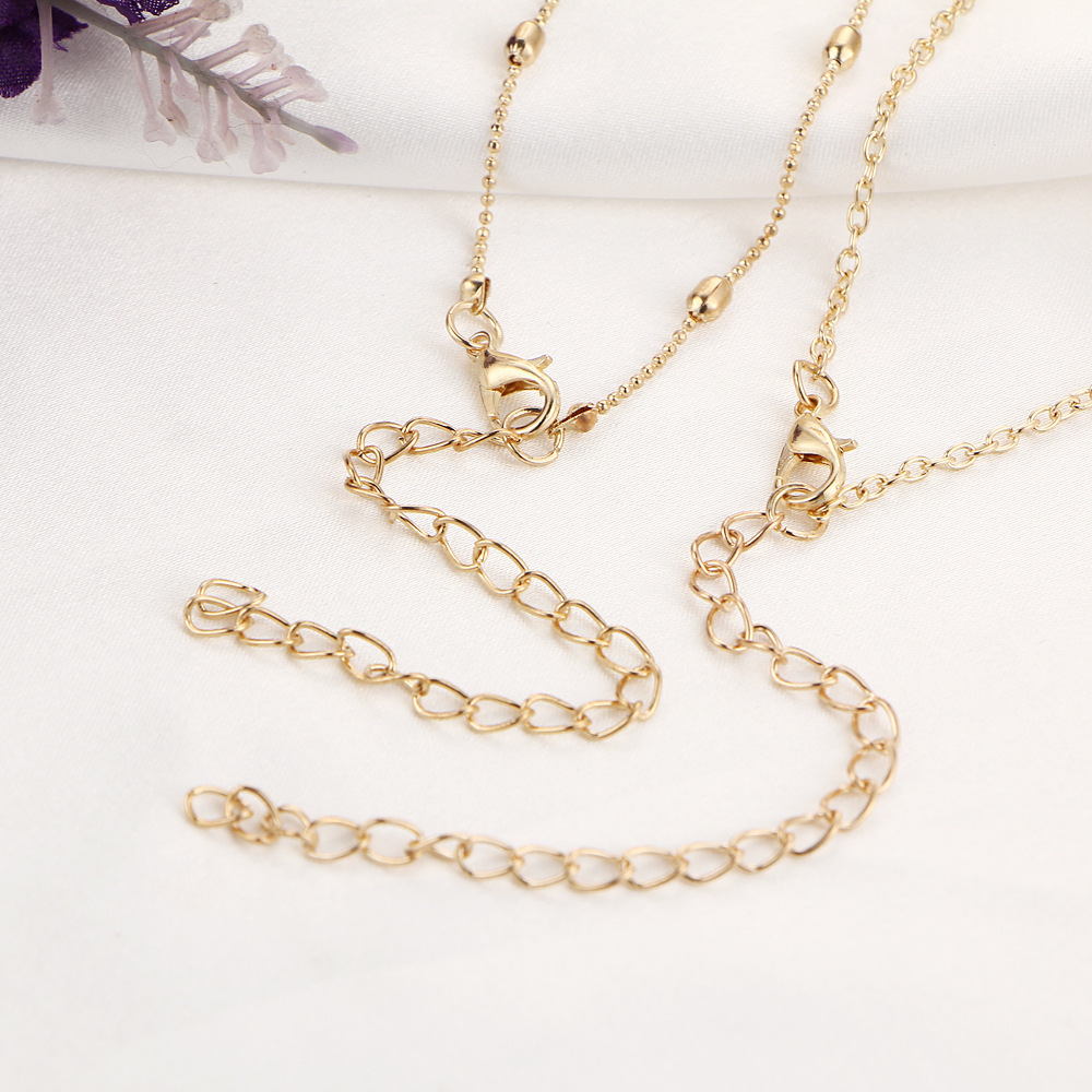 Boho Moon Pendant Necklace Silver Satellite Chain Layered Necklaces Choker Horn Crescent Clavicle Chain Necklace Jewelry for Women and Girls
