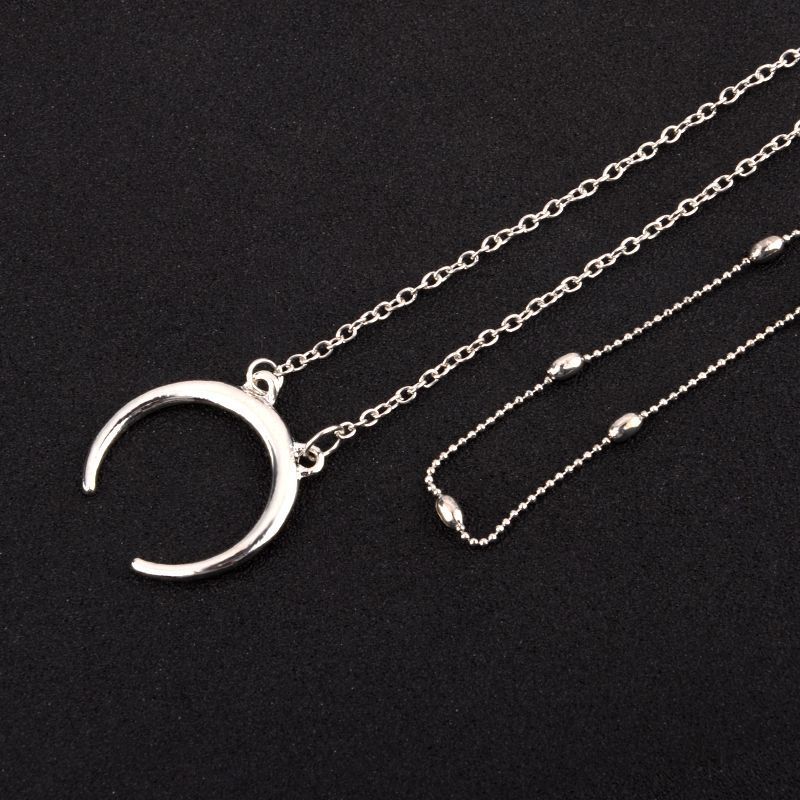 Boho Moon Pendant Necklace Silver Satellite Chain Layered Necklaces Choker Horn Crescent Clavicle Chain Necklace Jewelry for Women and Girls