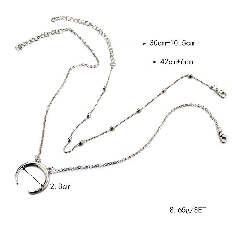 Boho Moon Pendant Necklace Silver Satellite Chain Layered Necklaces Choker Horn Crescent Clavicle Chain Necklace Jewelry for Women and Girls