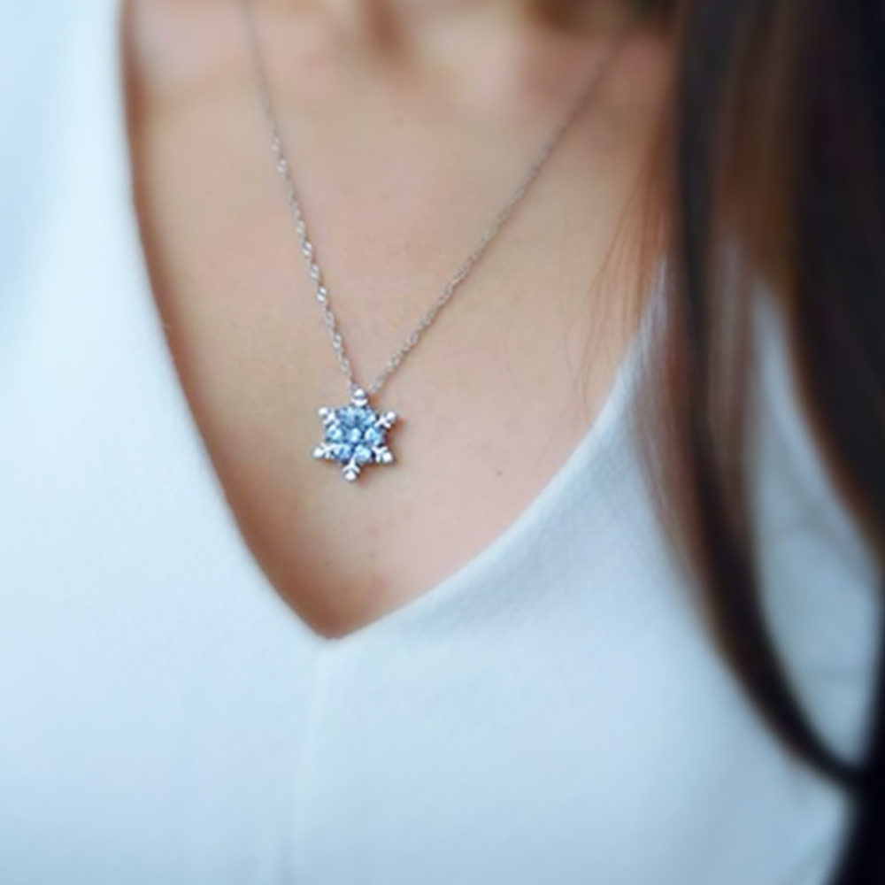 Crystal Snowflake Necklace Pendant Blue Rhinestone Flower Leaf Snow Flake Choker Necklace Frozen Accessories Christmas Necklaces for Women Girls